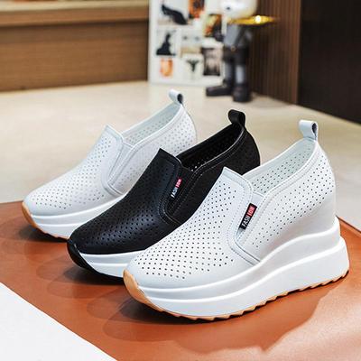 Vår Sommar Kilskor Dam Mode Sneakers Andningsbara Äkta Läder Höjdökande 10cm Svarta Vita Skor