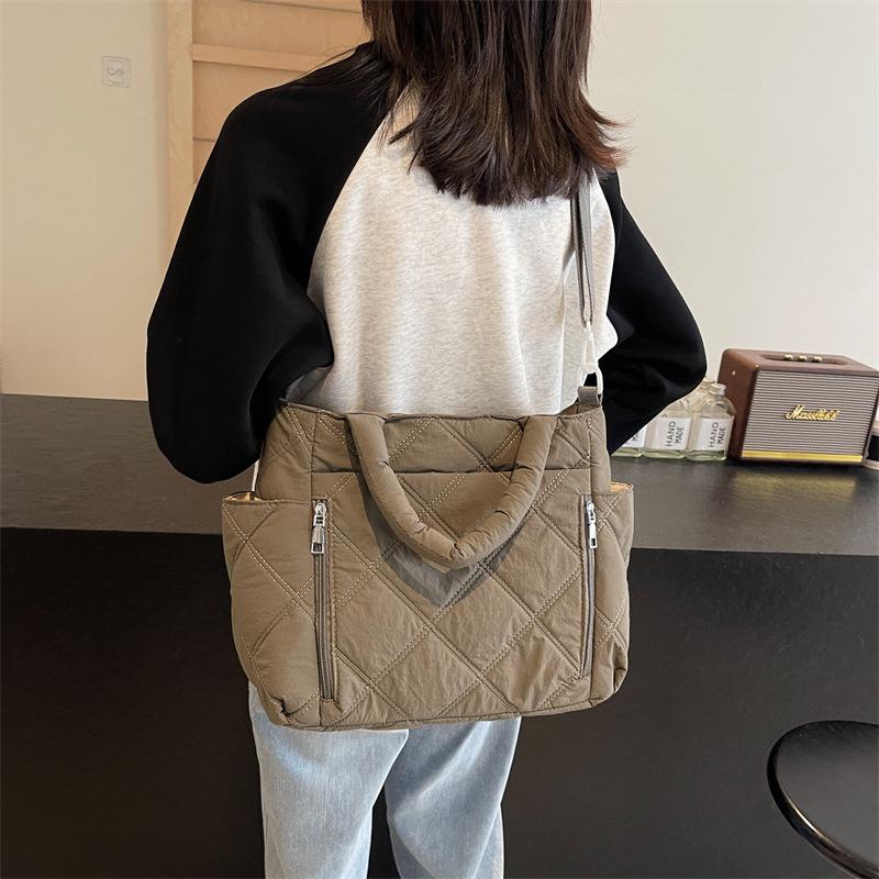 2025 New Women's Tote Bag Satchel with Compartment Large Zipper Handbag Suitable for Travel and Work