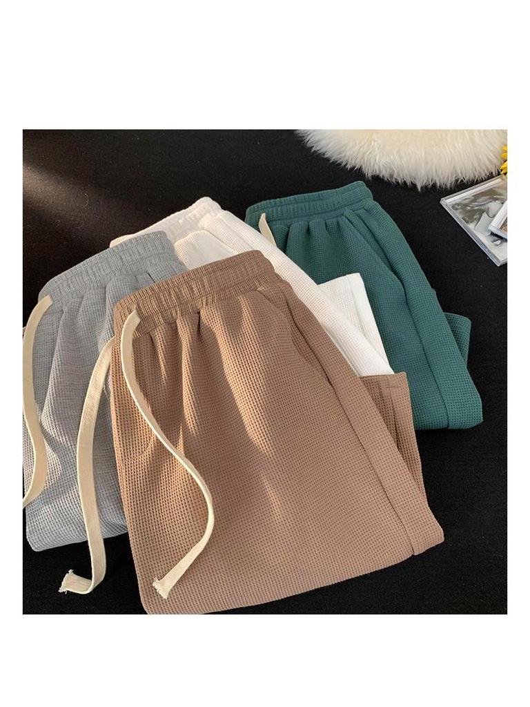 Japanese Style Casual Mid-Length Waffle Shorts for Men & Women - Trendy Summer Sportswear