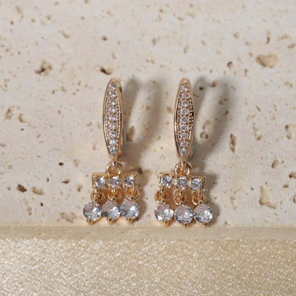 1 Pair Cute Little Crab Dangle Earrings for Women Zirconia Earring Jewelry Wedding Party Accessories