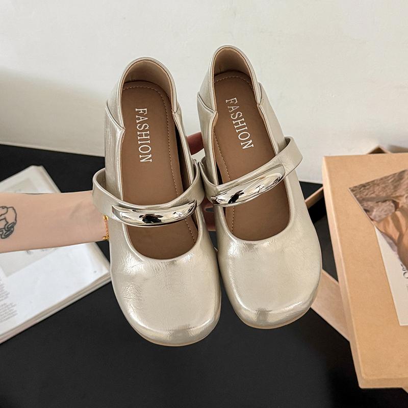 Fashion European Goods All-match Niche Literary Style Metal Flat Mary Jane Shoes Women's 2025 Spring New Round Toe Retro Single Shoes