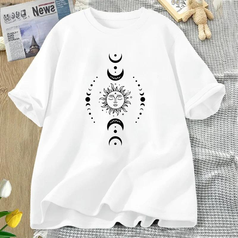 Sun and Moon Pritned T Shirt Celestial Boho Mystical Tshirt Magic Moon Short Sleeve Tshirt Women Harajuku Cotton Tee Streetwear