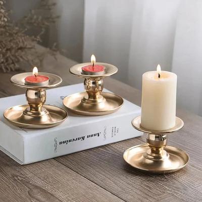 Décorations Bougeoirs Européen Rond Fer Bougeoir Créatif Simple Romantique Coupe Base Plateau Outils Décoration Mariage Douille Maison Cadeaux