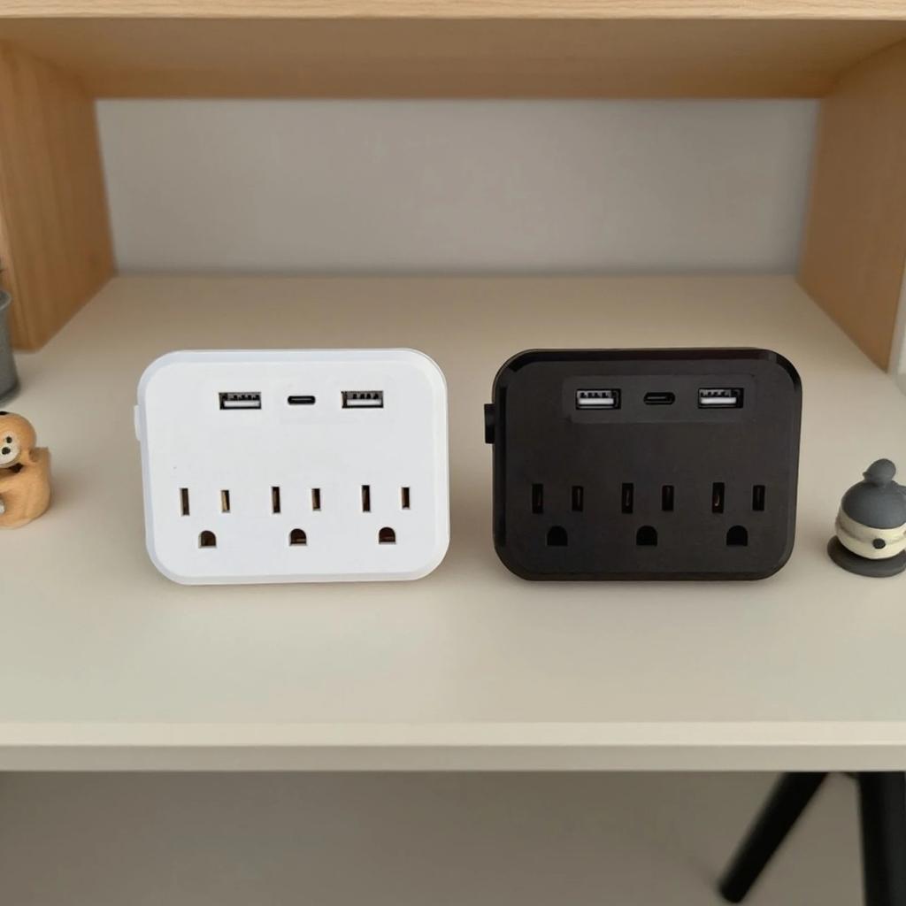 Surge Protector Power Strip 6-in-1 Mini Portable with 3 AC Sockets 2 USB Ports and 1 Type C White US Plug