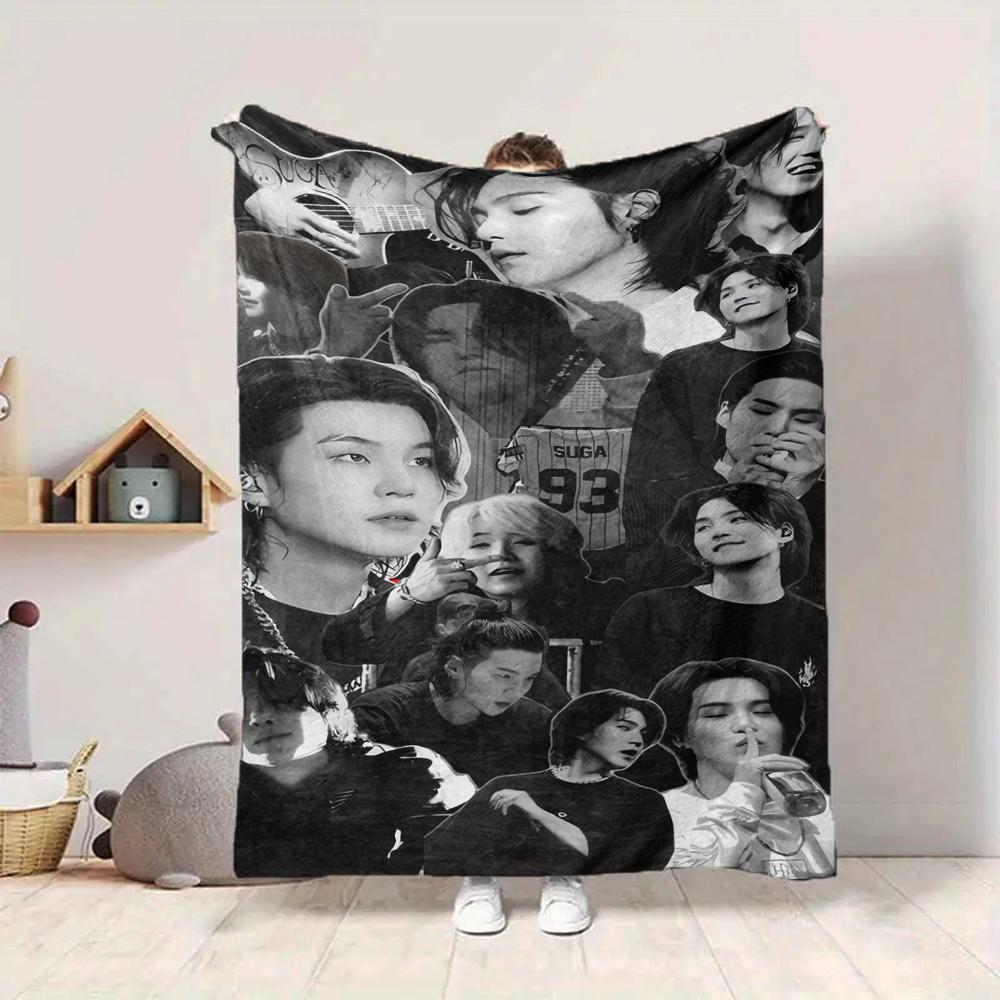 1Pc Urban Street Style Collage Blanket Soft And Comfortable Casual Warm Camping Travel Christmas Halloween Xmas Gift M92472