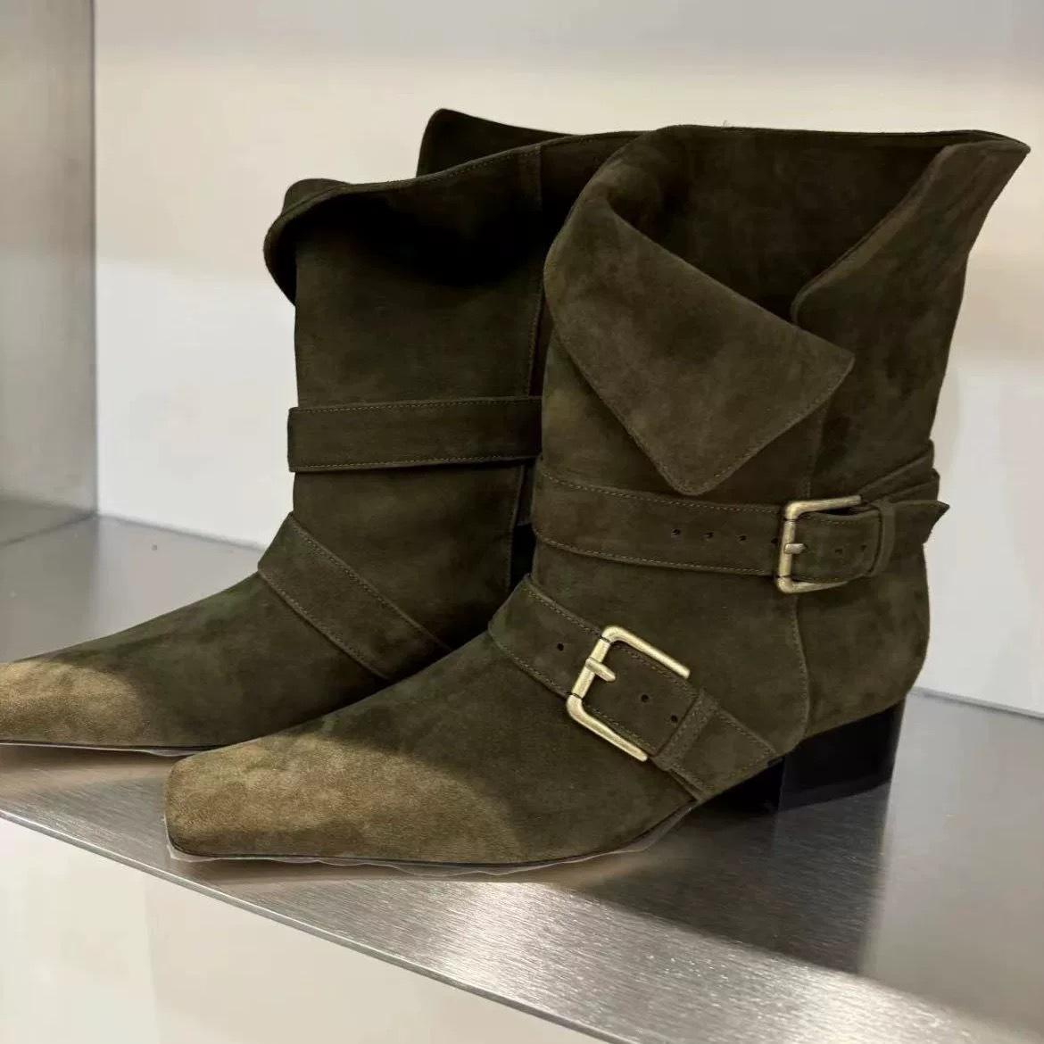 

Кожа Замша Винтаж Маленький Квадратный Носок Двойной Способ Носки Складной Толстый Каблук Пряжка Ремень Полусапоги Женские Осенне-зимние Ботинки Мартин Короткие Ботинки 40