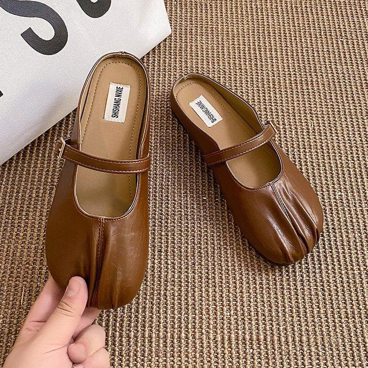 Lazy Bag Head Half Slippers Women Wear New Summer French Pleated Doudou Muller Shoes Flat Bottom Half Drag Single Shoes