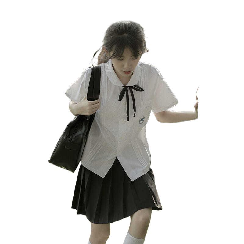 Taiwan Schuluniform Set: JK Stil Weißes Hemd & Akkordeonfalten für High School/College Sommerabschluss.