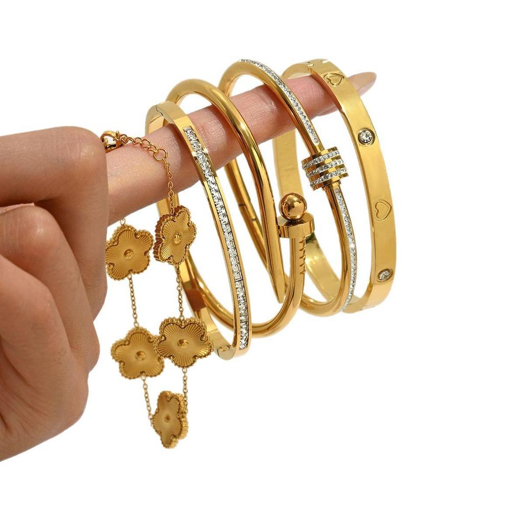 Złota i Tytanowa Stalowa Bransoletka na Paznokieć i Zestaw Bransoletek z Diamentami