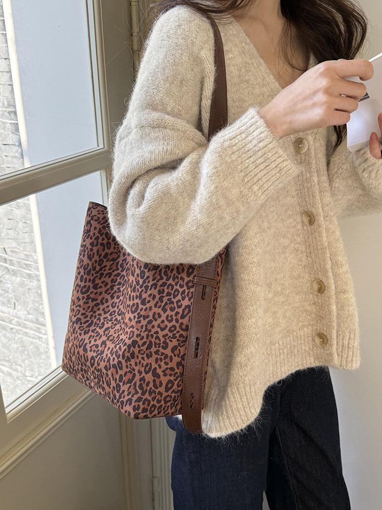Retro Leopard Print Suede Plush Bucket Bag - Versatile Crossbody & Tote for Women