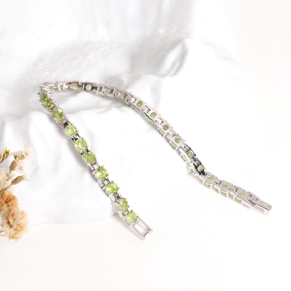 Luxury Design Natural Green Peridot Bracelet 925 Silver Jewelry for Women Wedding & Banquet & Holiday Gifts