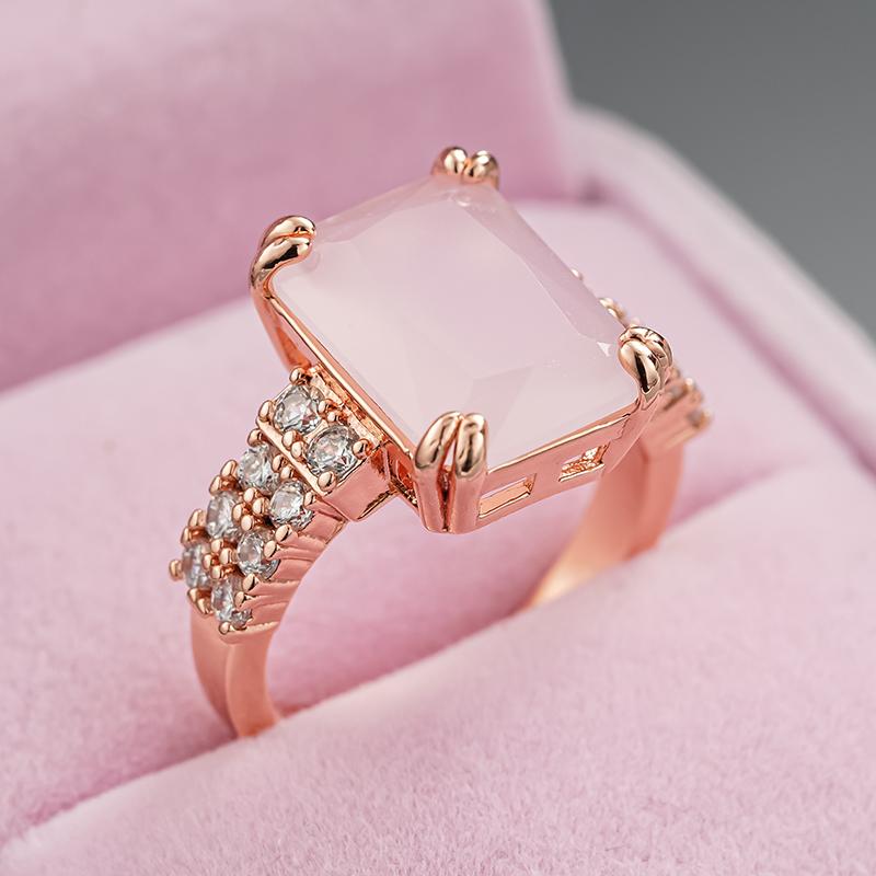 Huitan Graceful Rose Gold Color Engagement Ring with Pink Stone Shiny Cubic Zirconia Finger Accessories for Wedding Ceremony