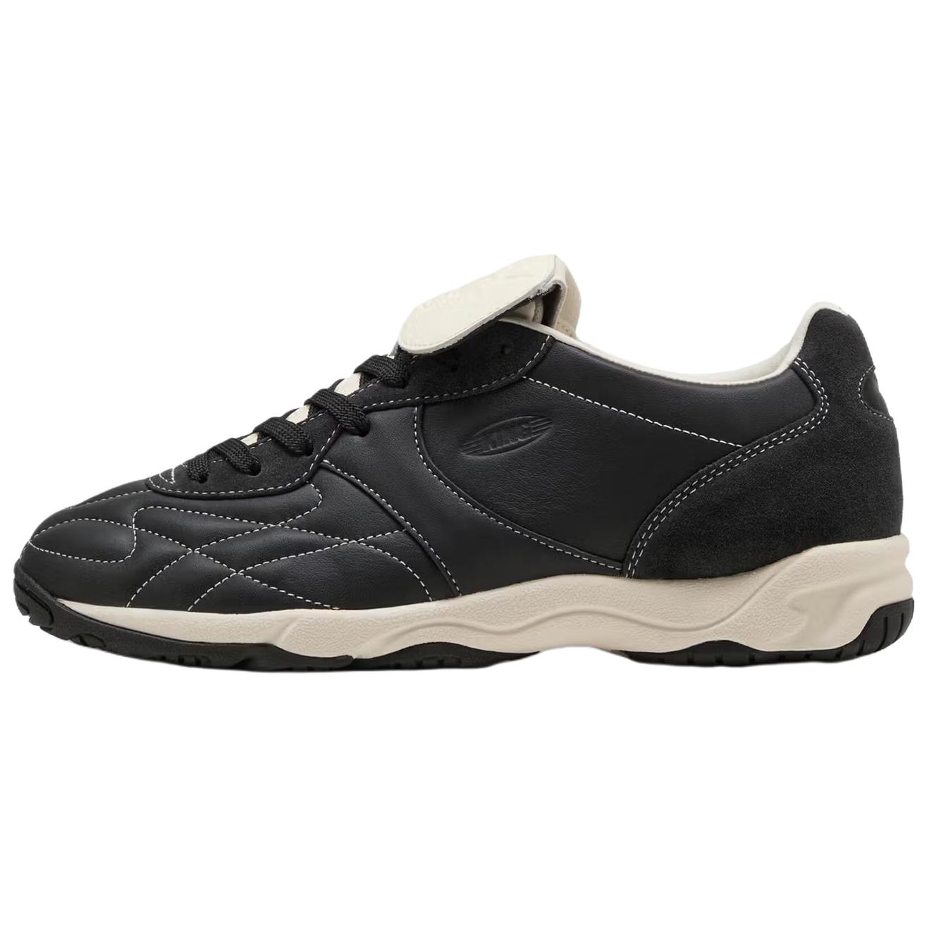 Puma King Indoor Icons Black Frosted Ivory 40