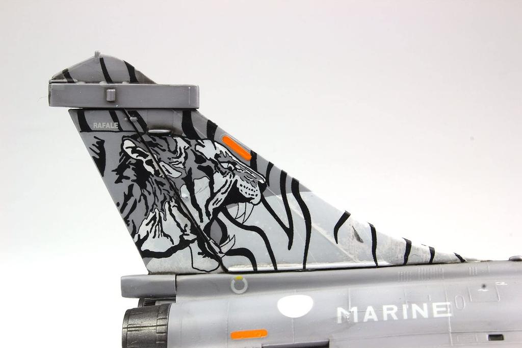 Platz/Italeri 1/72 French Navy Carrier-Based Fighter Rafale M Tiger Meet 2014 Plastic Model TPA-8