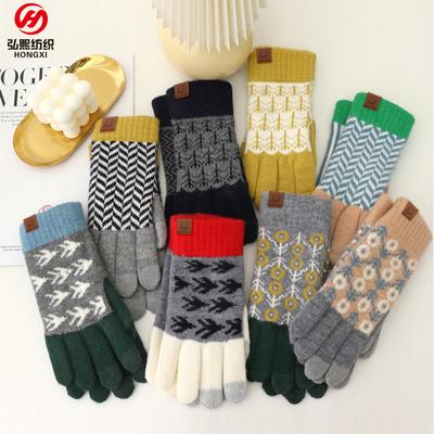 Japanese Autumn and Winter Explosion Wool Contrasting Wool Knitted Gloves Retro Jacquard Velvet Cycling Warm Gloves