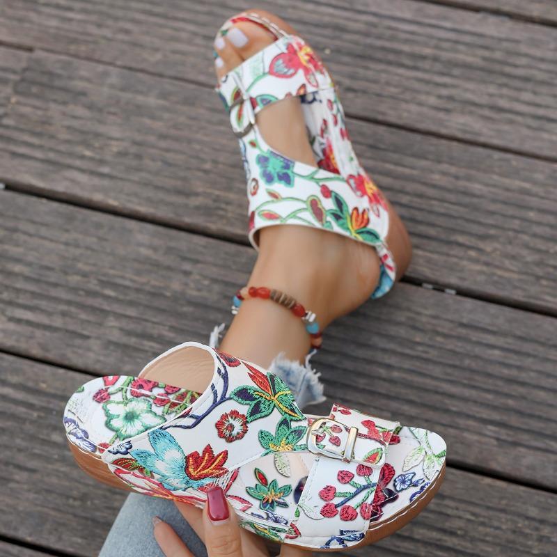 Summer New Wedge Heel Belt Buckle Solid Color Round Head One-word Women's Large Size Cool Slippers