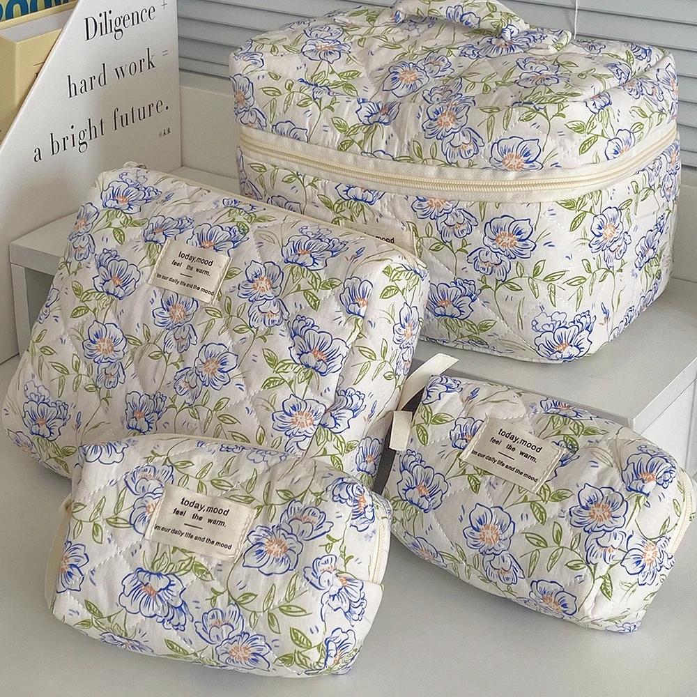 2025 New 3 Bags Set Women Makeup Bag Large Capacity Cosmetic Toiletry Storage Pouch Handbag Make Up Square Zipper Quilting Bag