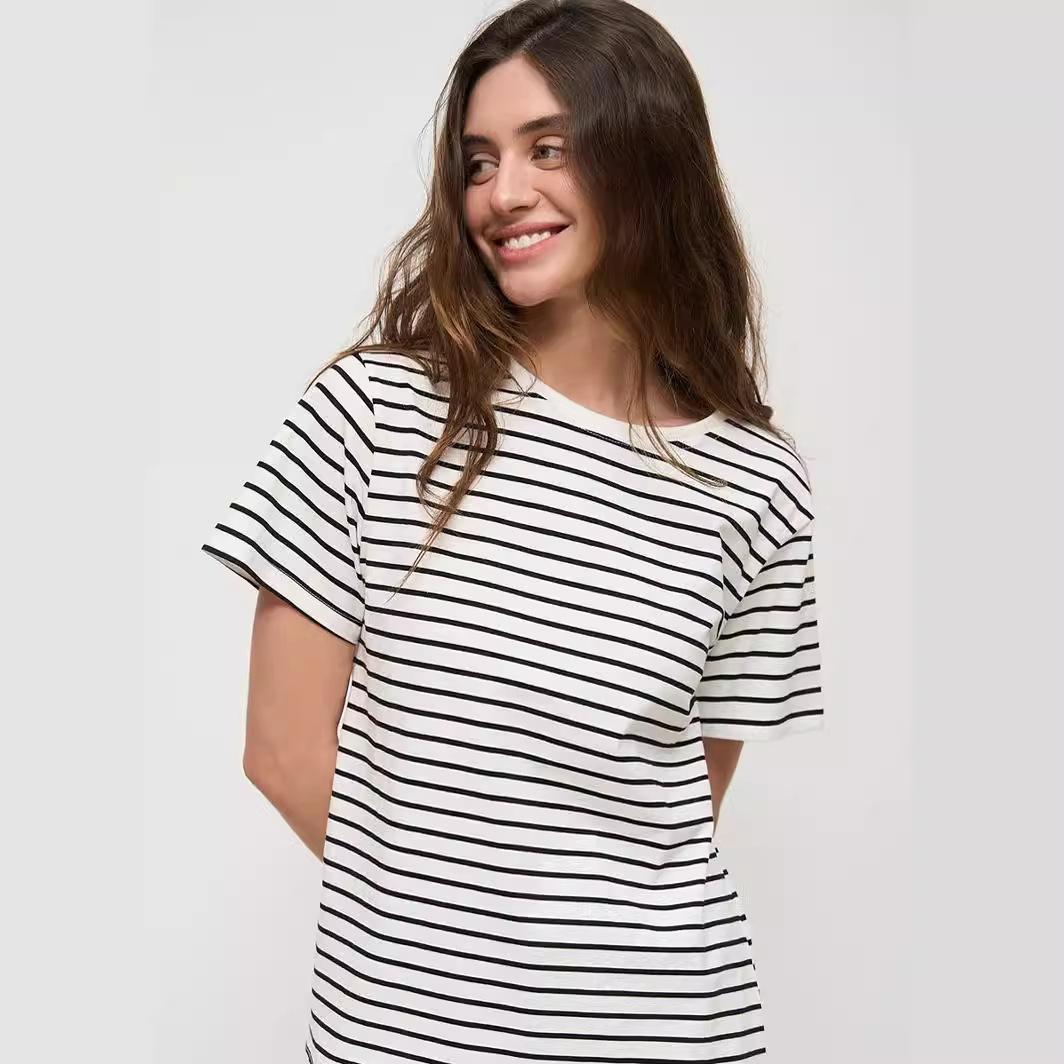 Striped T-shirt Women s Round Neck Black And White Striped Short Sleeve L