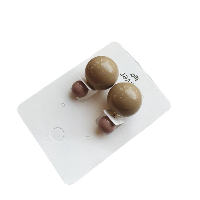 Steel needle candy color ball earrings are fashionable and simple, small and fresh studs, sweet and cute girl versatile earrings.