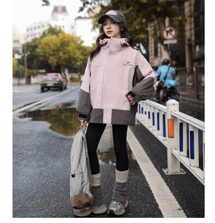 Girls' Fleece-Lined 3-in-1 Detachable Windbreaker Jacket, 2024 Autumn/Winter Style, Big Child Outdoor Thickened Coat.