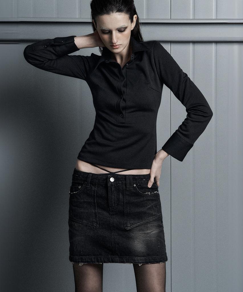 Kobeteu Distressed Curve Denim Skirt