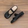 2025 Summer Women's Closed Toe Slip-on Hidden Heel Flat Mules with Tabi Split Toe Design