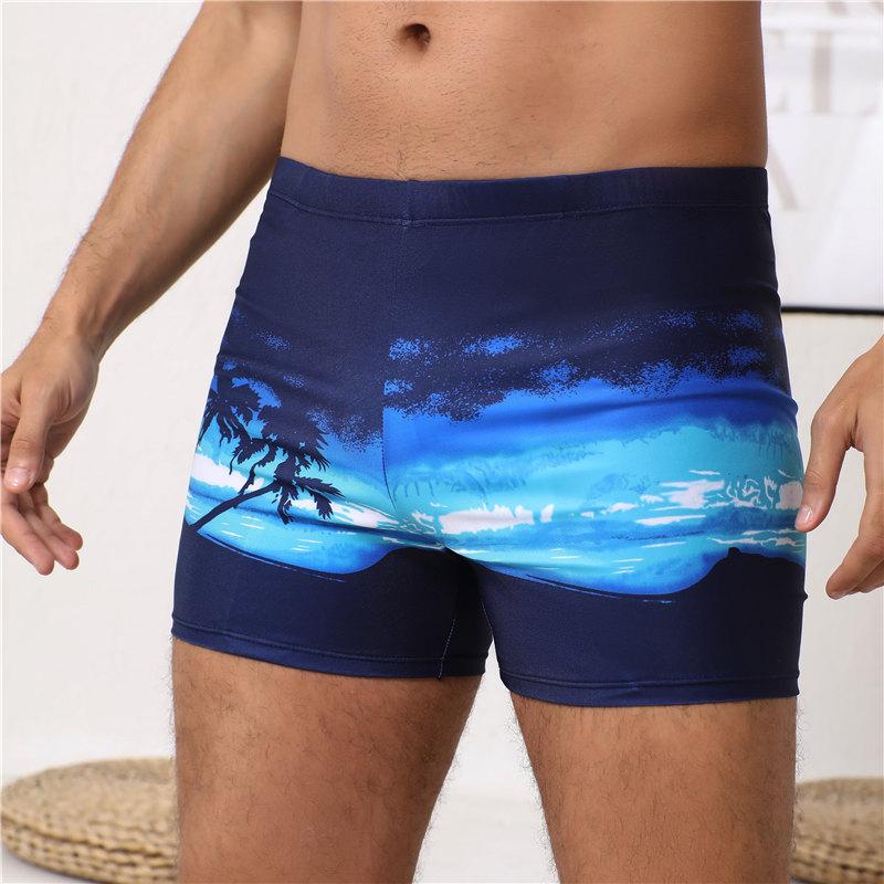 Fashionable Print Brief Swimming Trunks Quick-Dry Sporty Men's Beach Vacation Swimwear Anti-Embarrassment Beach Shorts