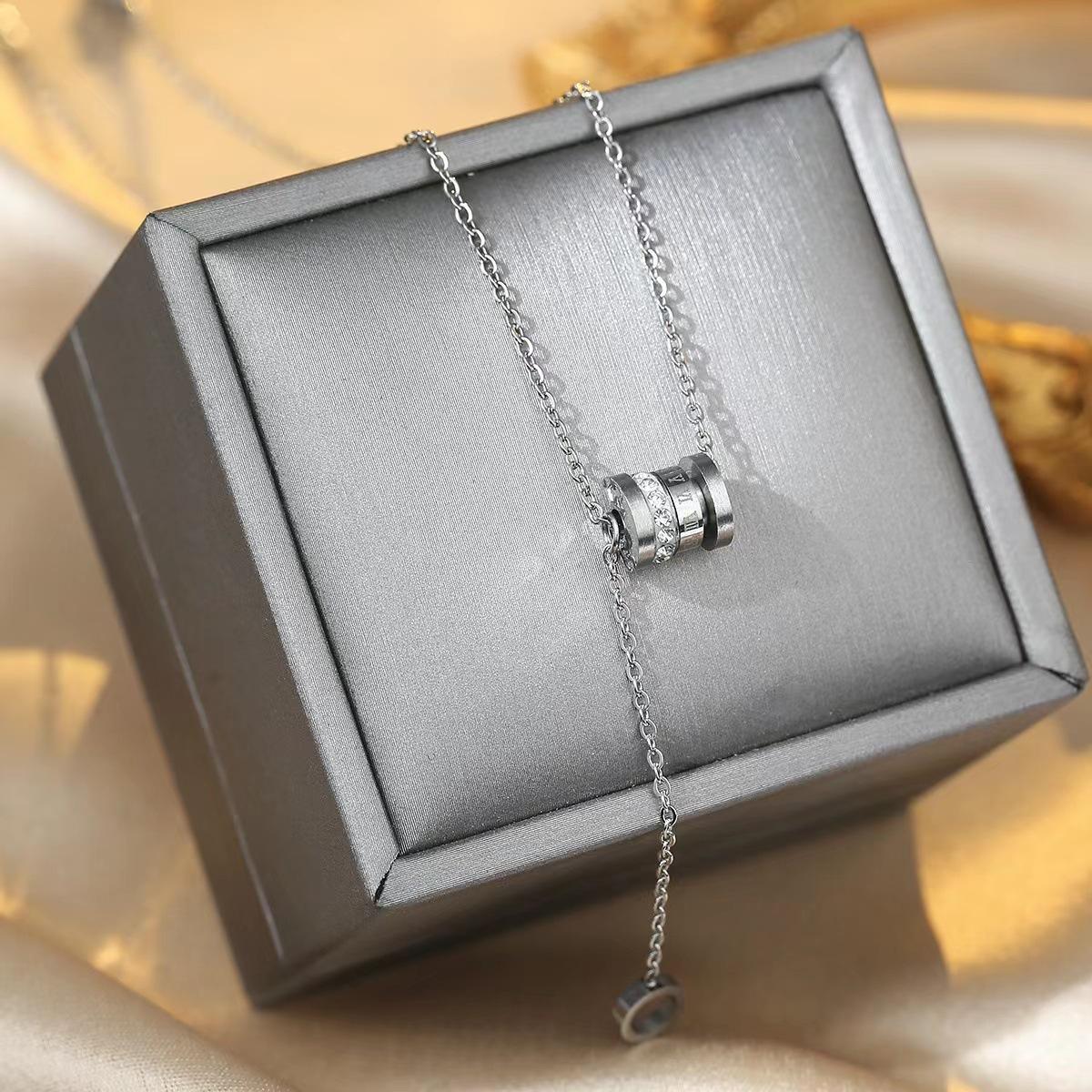 

Ожерелье Женское Римское Узкое Талия Кисточка Маленький Дизайн Минималистский Темперамент Новый Титановый Стальной Ошейник Цепь Женский серебряный