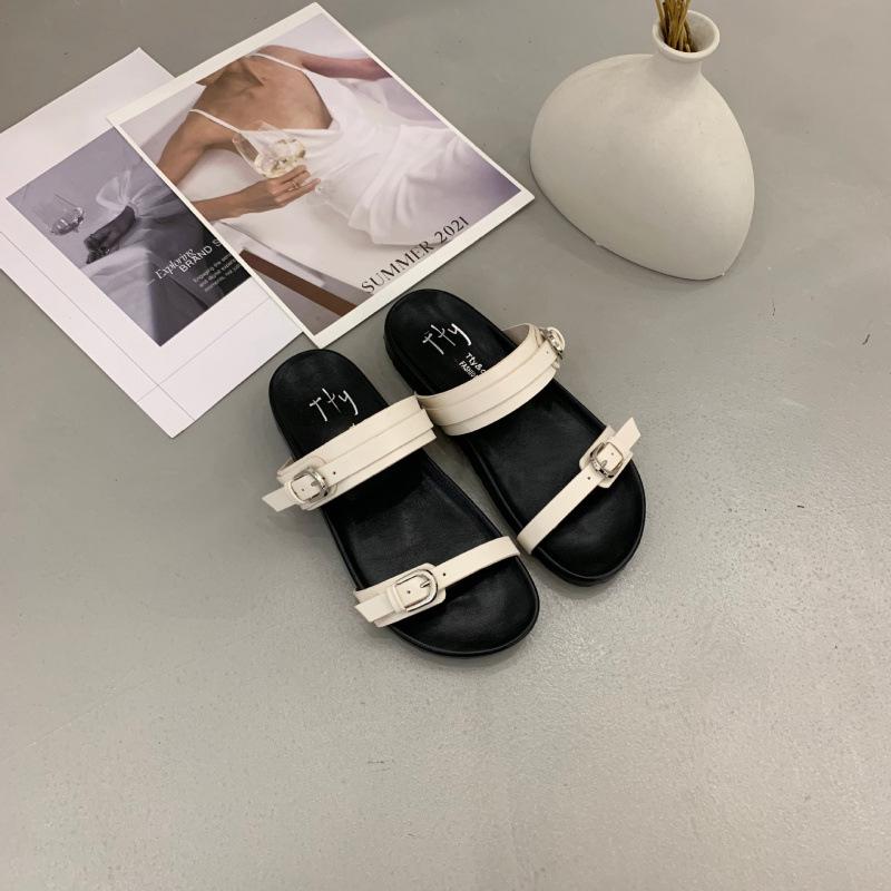 2025 summer flat bottom non-slip word with open-toe buckle breathable round head fashion thick-soled beach sandals women's shoes