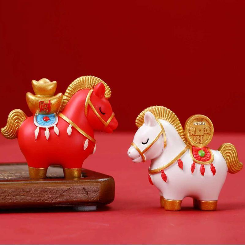 Guochao Year of the Horse Desktop Ornament: Zodiac Horse Office Mascot & Creative New Year Gift