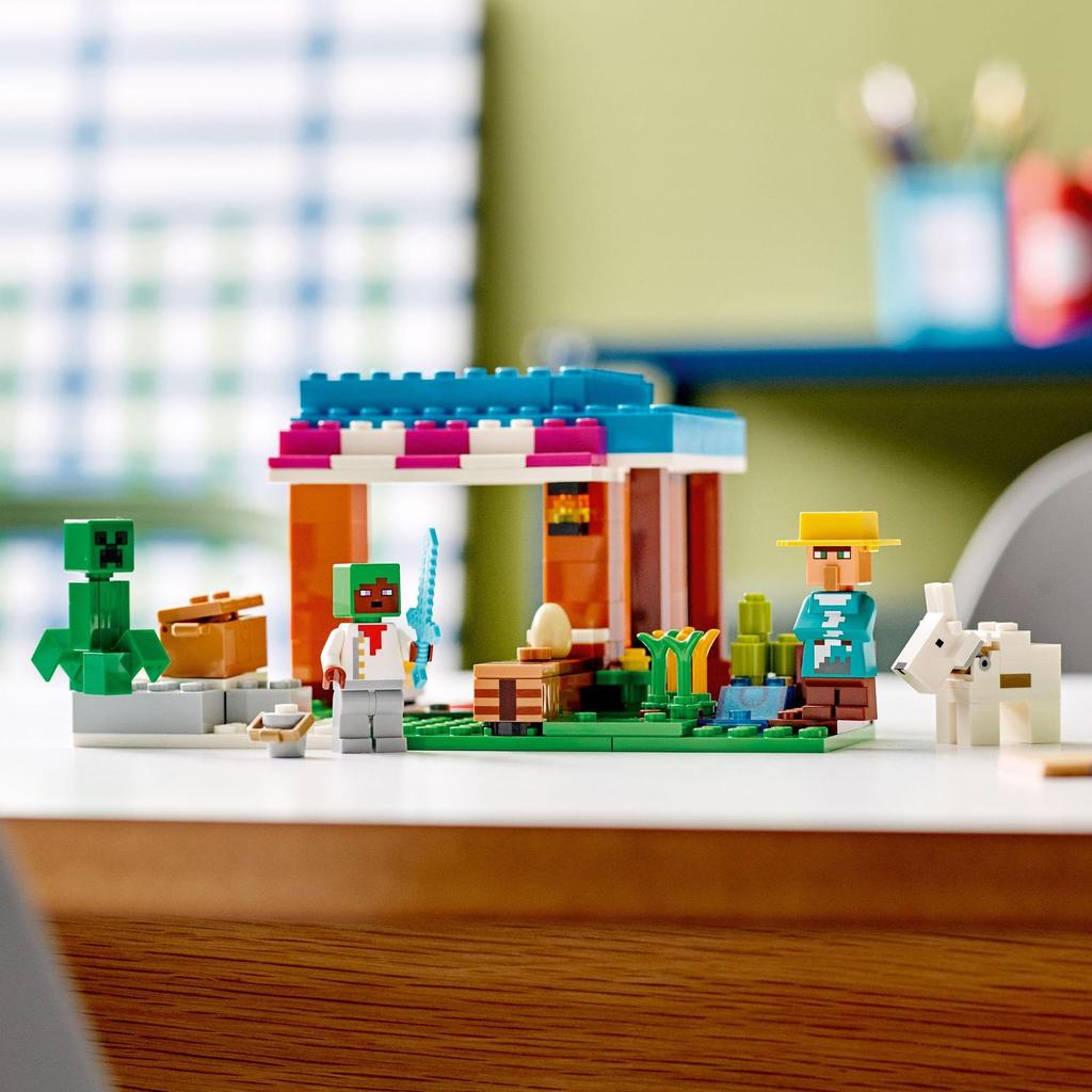 LEGO Minecraft Bakery 21184 Toy Building Blocks Gift Video Game Boys Girls Ages 8+