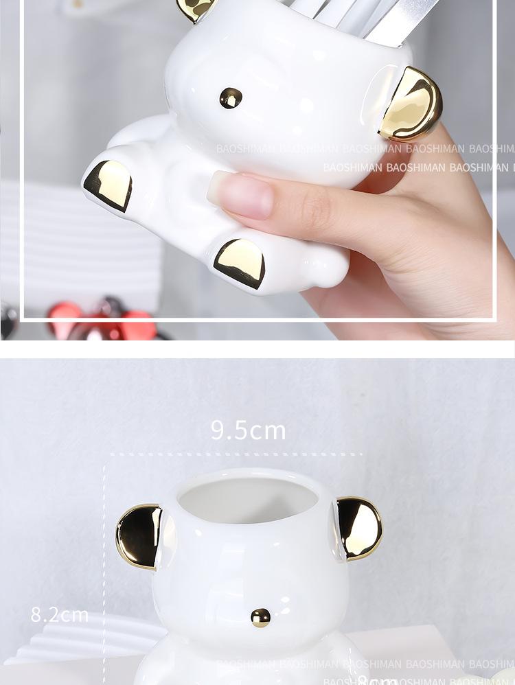 Trendy Bear Pen & Brush Holder with Sandpaper Storage for Manicure Tools – Desktop Organizer & Photo Prop