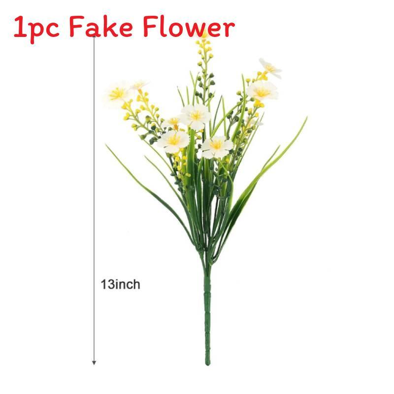 Artificial Mini Daisy Flower Bouquet For Home Decor And Wedding Centerpiece White