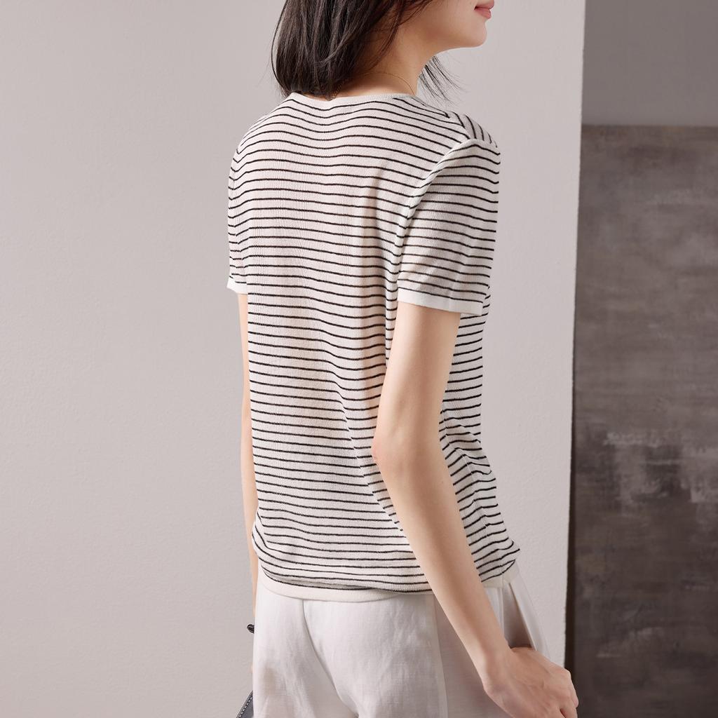 Round Neck Short-Sleeved Thin Striped Knitted Sweater for Women