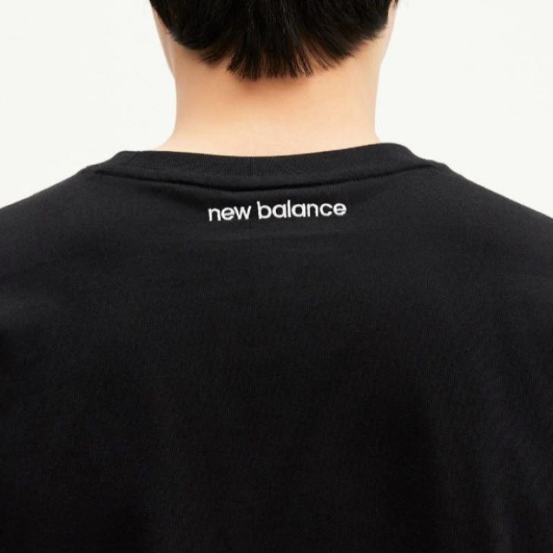 New Balance Half Club Public Small Logo Short Sleeve Tee   Nbnee21013 19