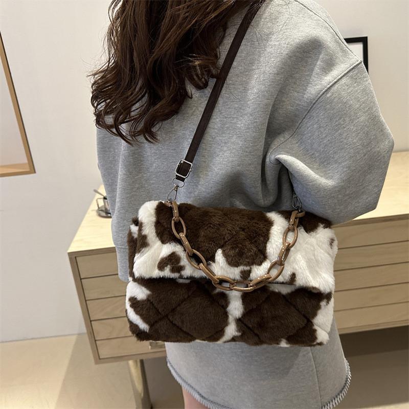 Plush Leopard Print Small Shoulder Bag With Top Flap For Daily Fashion