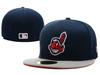 Cappellino da Baseball Ricamato Cleveland Indians per la Protezione Solare - Design a Visiera Chiusa Coordinato per Coppie.