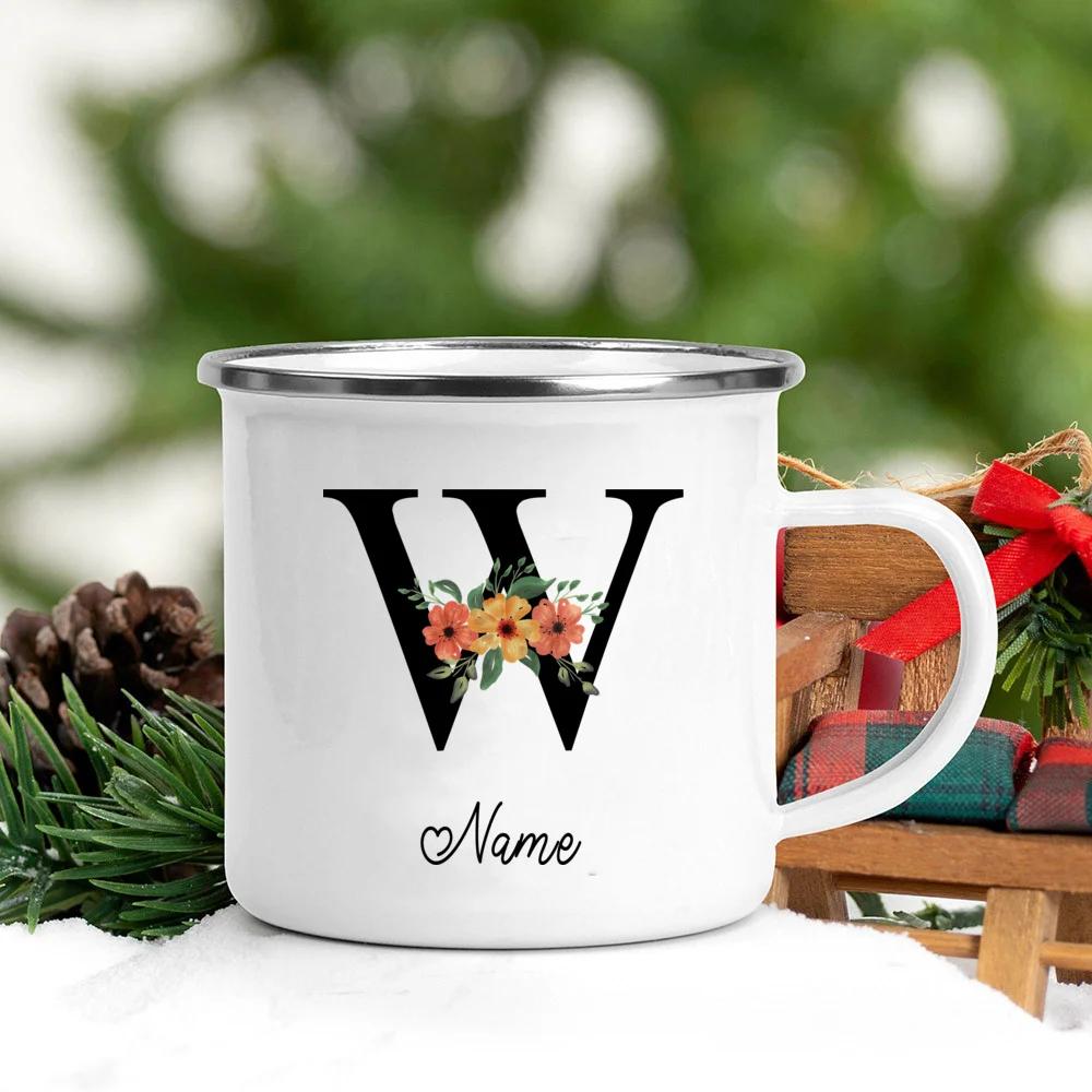 Personalisierte Namens Emailletasse Benutzerdefinierte Blume Buchstabe Alphabet Tasse Camping Henkel Kaffee Tee Milch Tassen Festliche Geburtstagsgeschenke