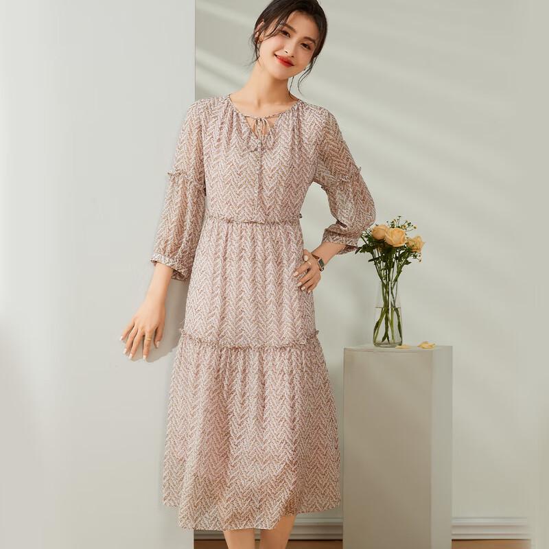 

Платье из тутового шелка с геометрическим принтом «Золотая хризантема» 2XL