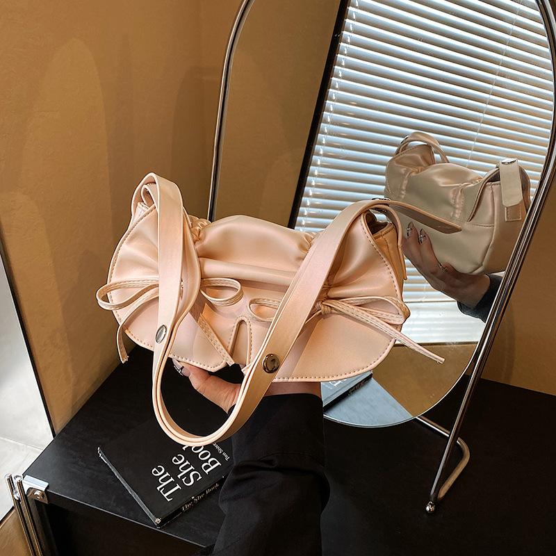 Niche Ballet Style Bag Women's New Fashion Versatile Messenger Bag Summer Shoulder Armpit Pleated Bag