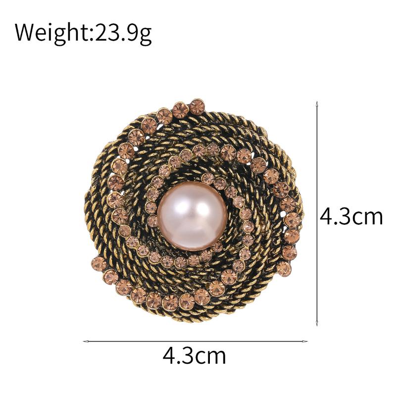 Retro Leaf Pearl Brooch Pin With Embedded Diamonds Elegant Fashionable Jewelry Accessory Pin Brooch