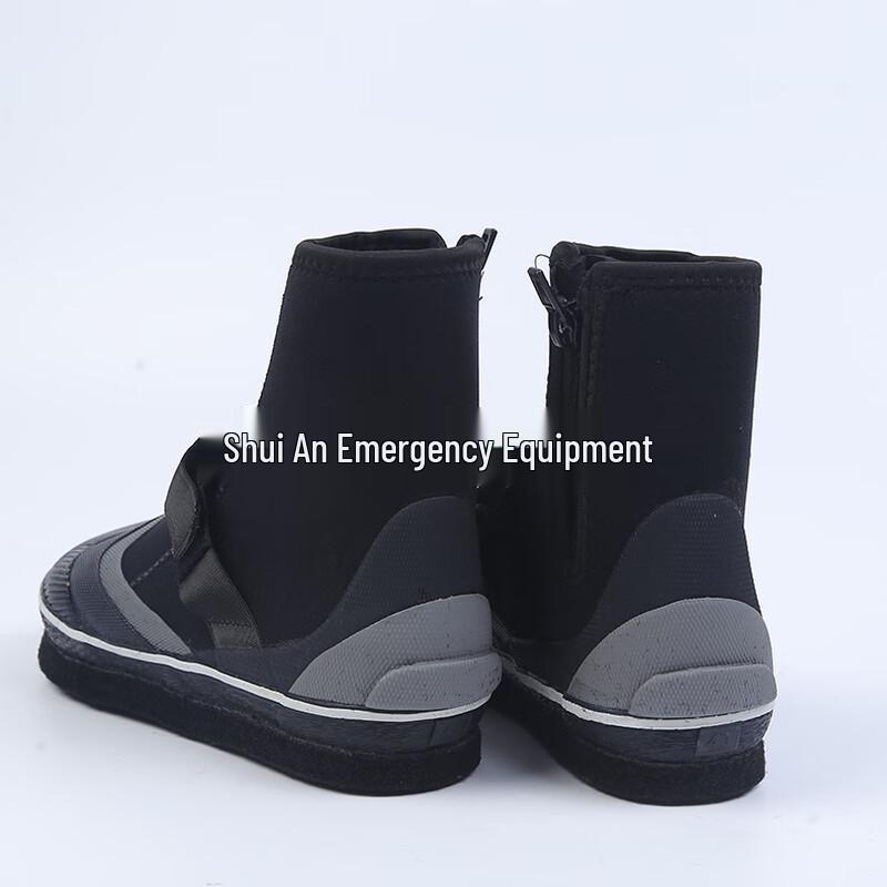 Tongtai Felt Sole Water Rescue Boots 36-45