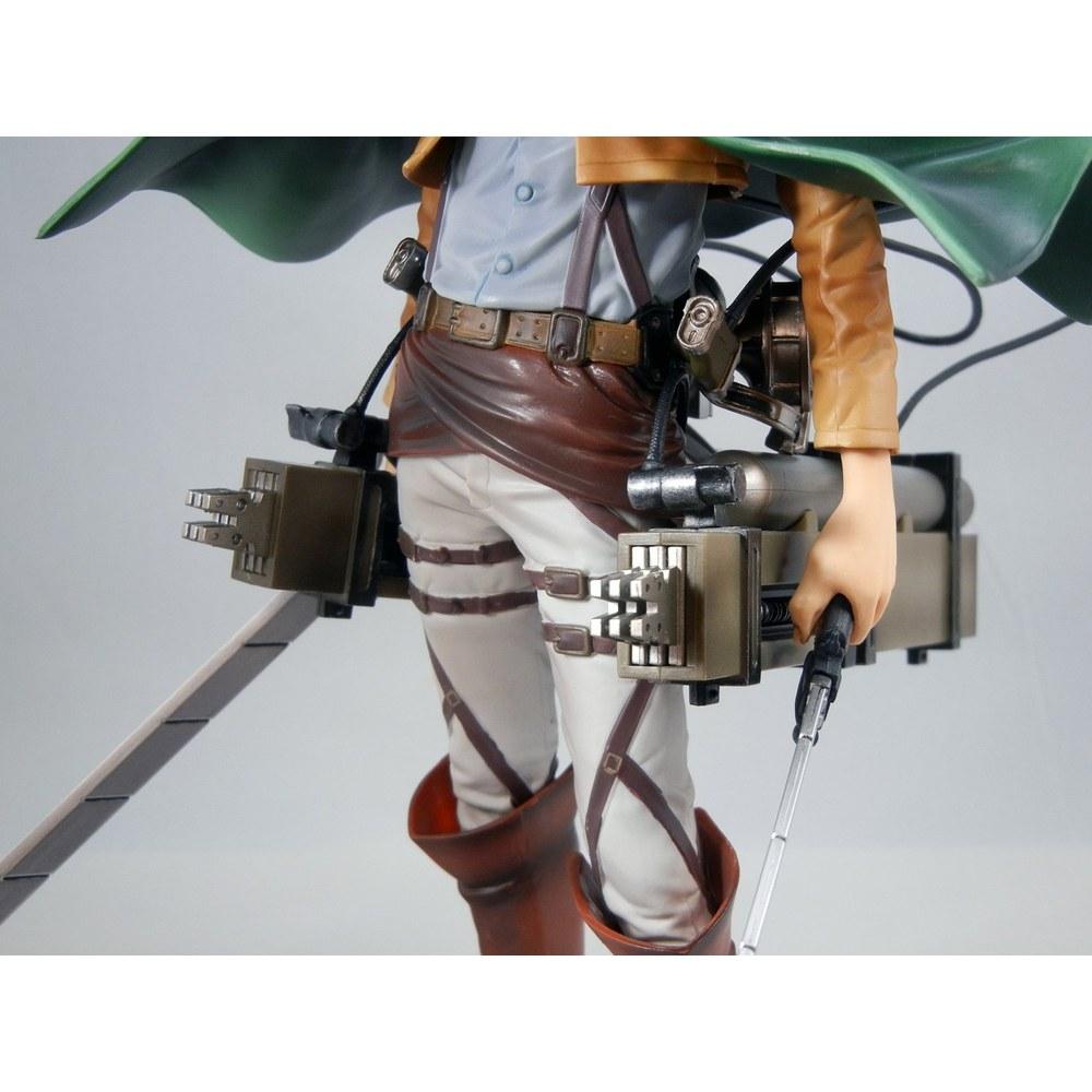 Banpresto Master Stars Piece Attack on Titan Levi and 3D Maneuver Gear Figure Set Levi 20cm 3D Gear 18cm Complete 2 Types