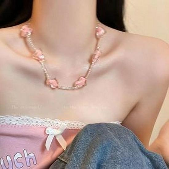 Dopamine Girl: Sweet & Versatile Beaded Necklace - Trendy, Luxurious Clavicle Chain for Women