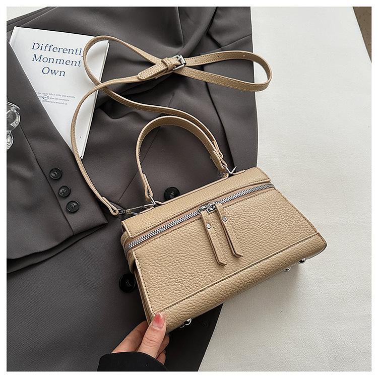2025 Spring and Summer New Products Exquisite Women's Bags Korean Board Versatile Fashion High Sense Niche Portable Shoulder Styling Messenger Bag