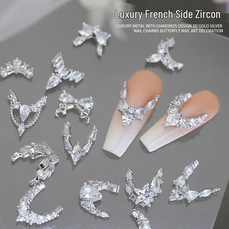 Elegant 3D French Crescent Zircon Nail Art with Star Design