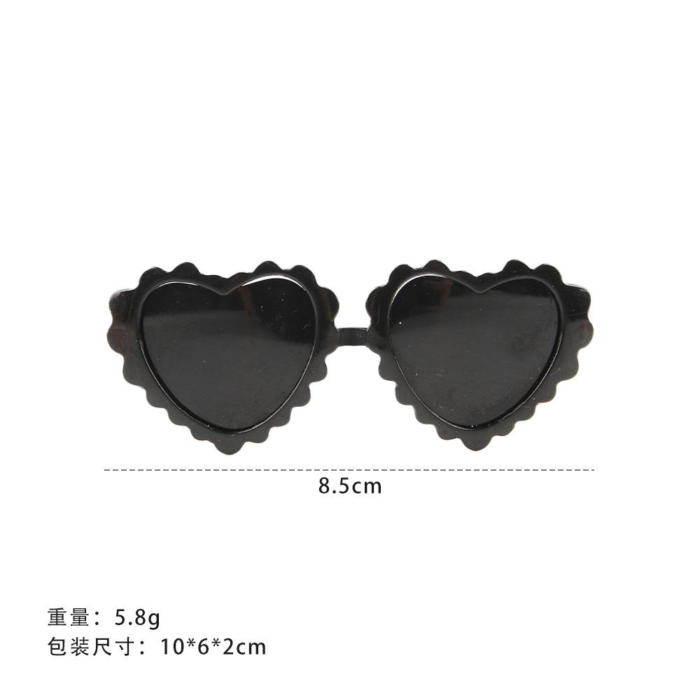 New dog headgear glasses cute pet Christmas funny glasses heart-shaped cat sunglasses pet glasses