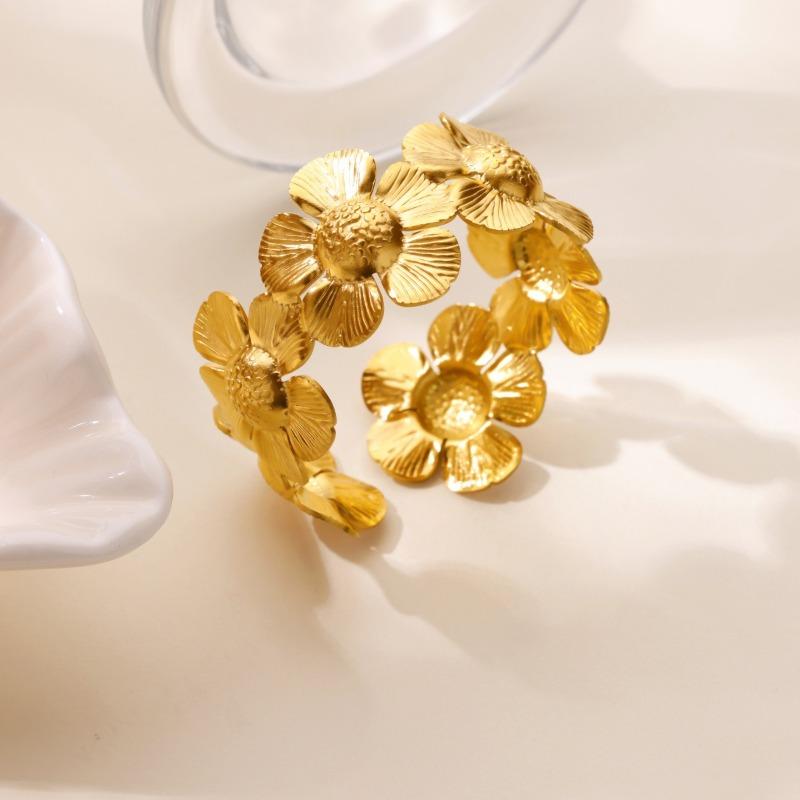 Hot-selling Gold-plated Exaggerated Design Flower Stainless Steel Open Bracelet Does Not Fade Adjustable Hand Jewelry