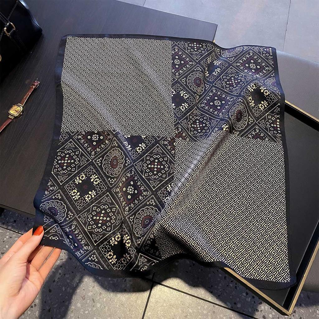 111 Mulberry Silk Square Scarf Women's Spring Retro Cashew Print Scarf Versatile Thin Silk Scarf