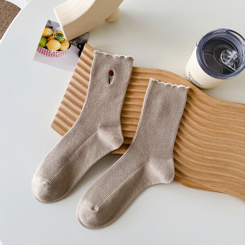 

Носки женские средние носки-трубы однотонные вышитые кружевные носки с тюльпанами японские чулки в стиле колледжа One Size хаки